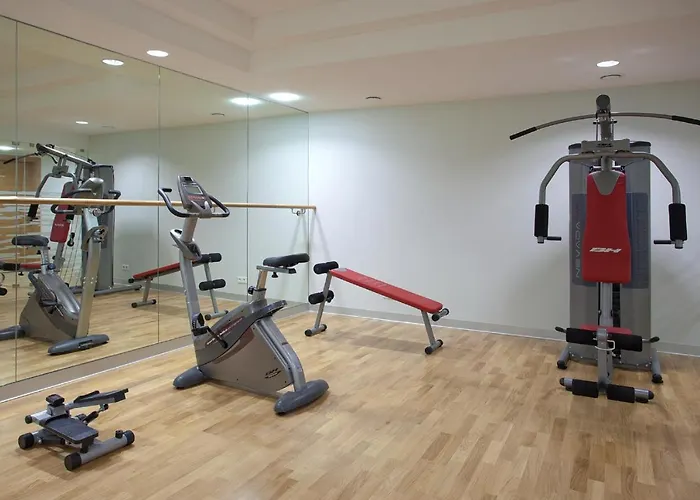 Waterlane Marina By Live & Travel *