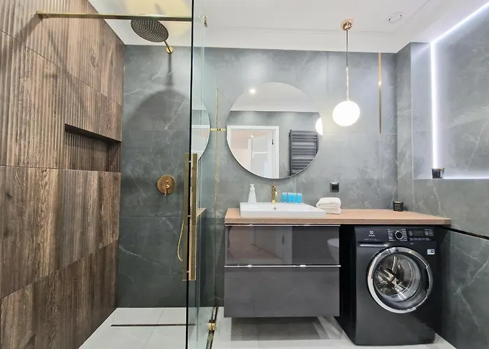 Waterlane Marina By Live & Travel 格但斯克